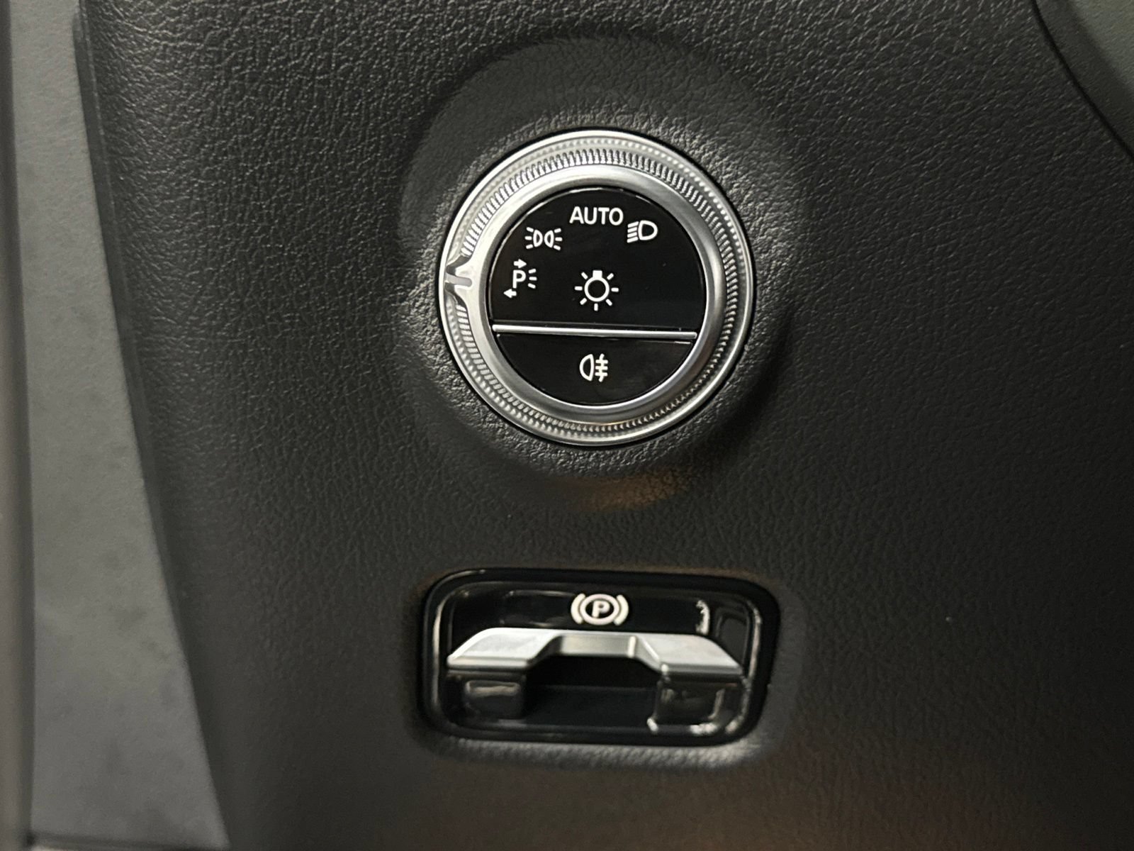 Certified 2023 Mercedes-Benz C 300 Sedan image 30