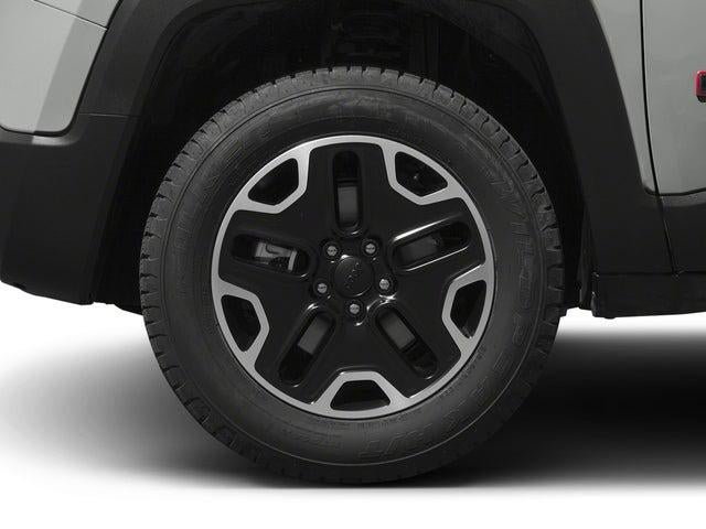Used 2016 Jeep Renegade Trailhawk AWD/4WD image 11