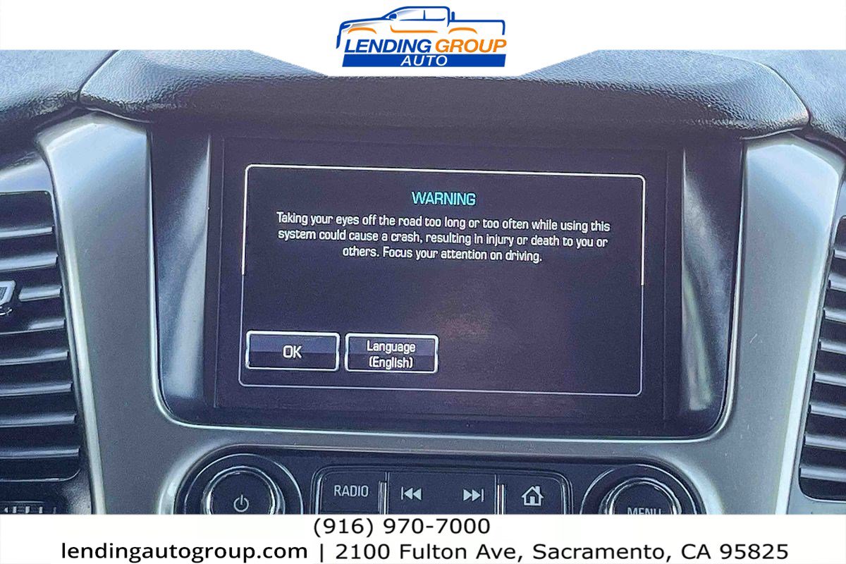 Used 2020 Chevrolet Suburban LT w/ Luxury Package image 13