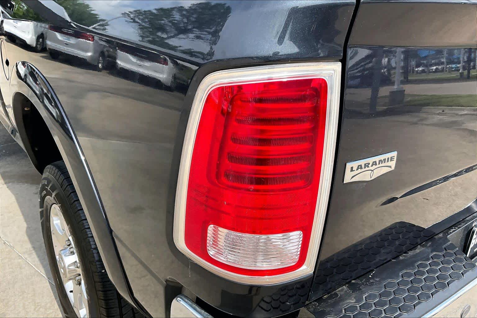 Used 2014 RAM 2500 Laramie w/ Convenience Group AWD/4WD image 27