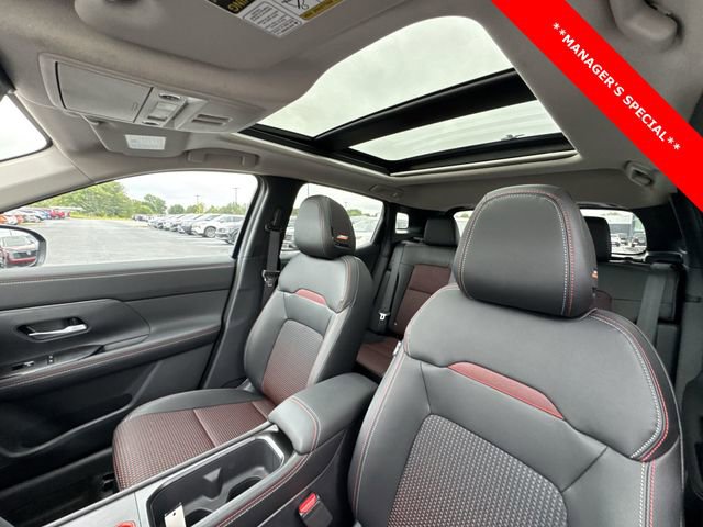 New 2025 Nissan Kicks SR w/ SR Premium Package image 22