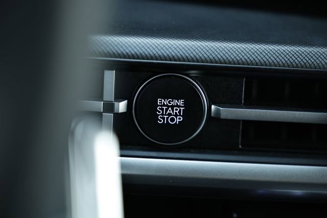 Used 2024 Hyundai Santa Fe SE image 35