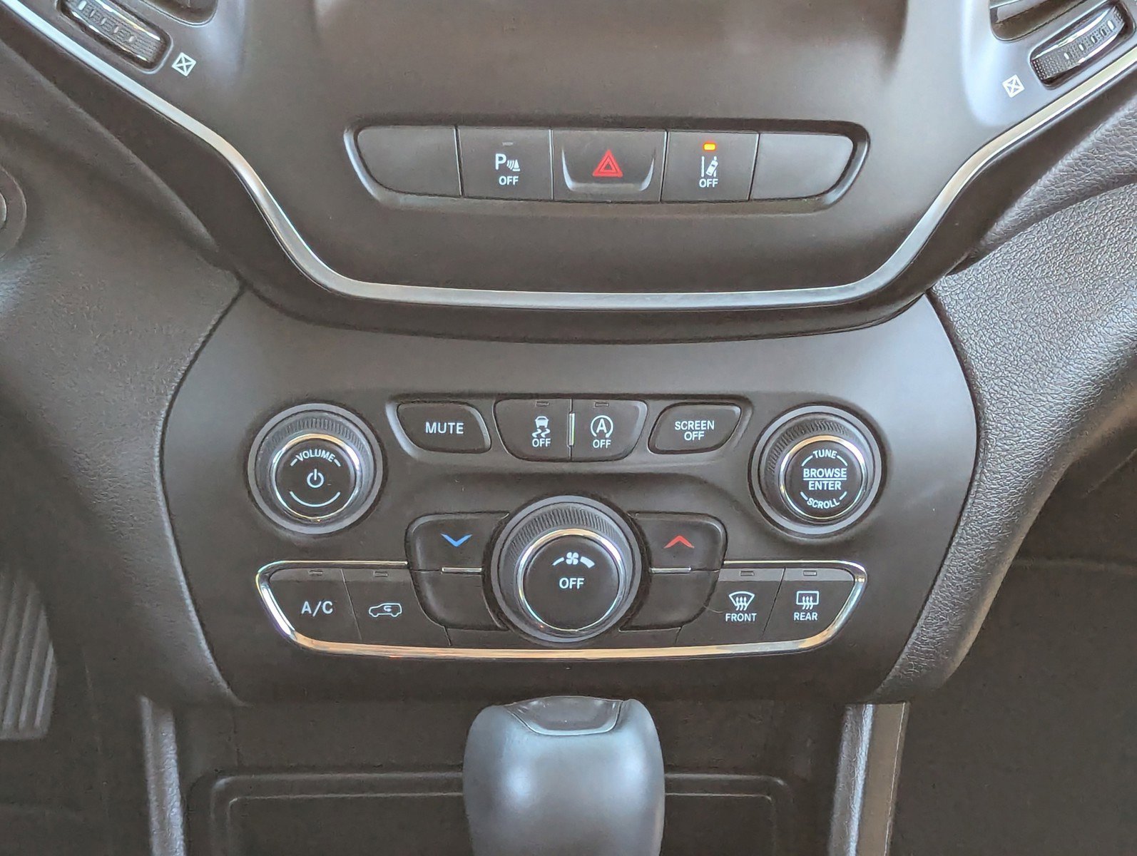 Used 2021 Jeep Cherokee Latitude Lux image 21