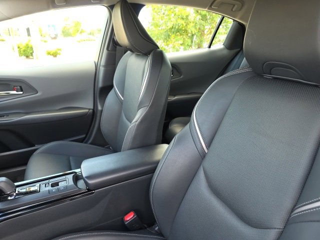 Certified 2024 Toyota Prius XLE image 9