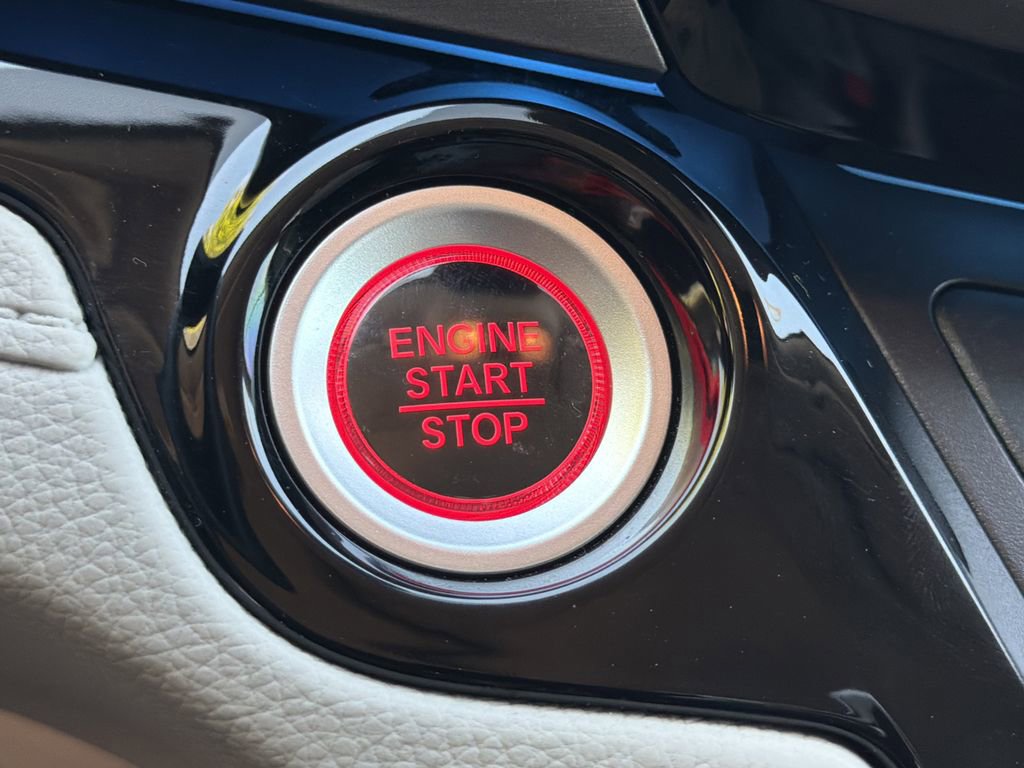 Used 2025 Honda Odyssey Touring image 33