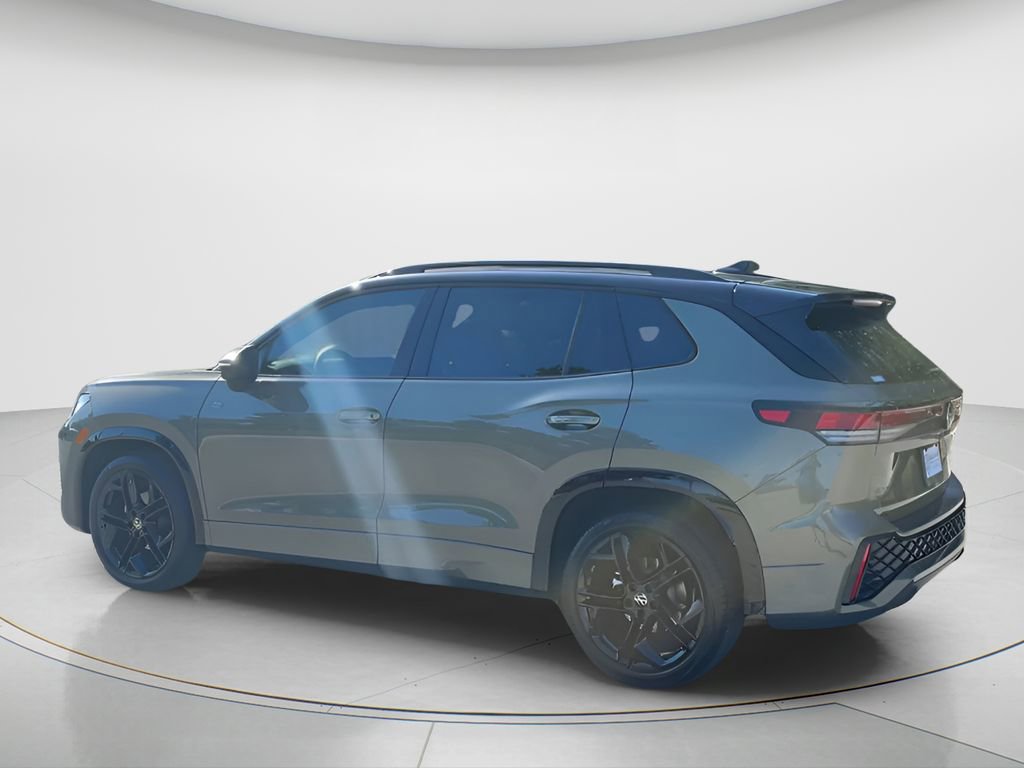 New 2026 Volkswagen Tiguan SE R-Line image 6