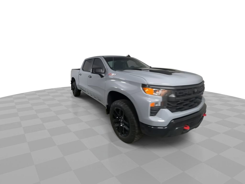 Used 2025 Chevrolet Silverado 1500 Custom Trail Boss image 2