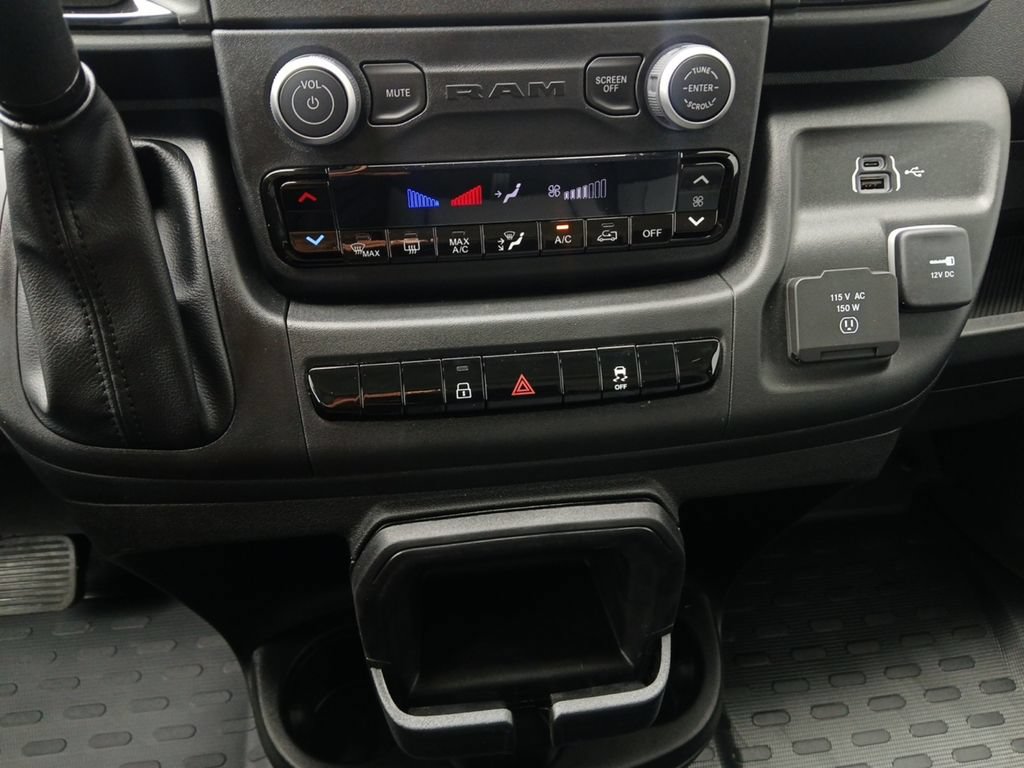 New 2026 RAM ProMaster 1500 w/ Convenience Group FWD image 4