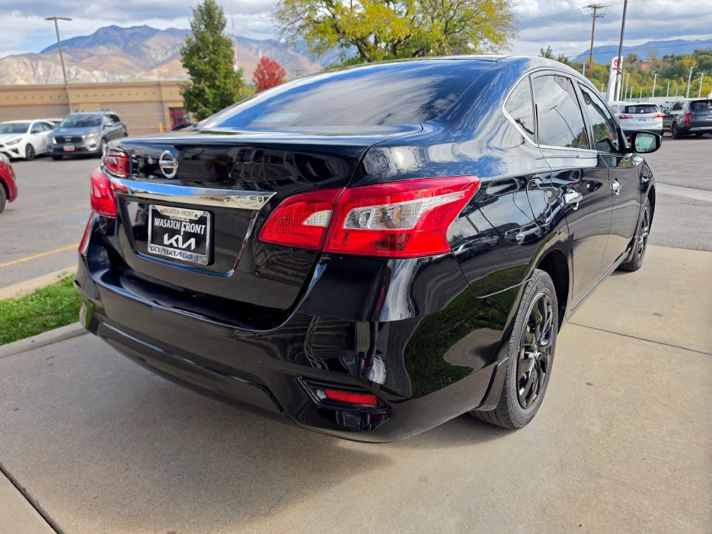 Used 2019 Nissan Sentra S FWD image 5