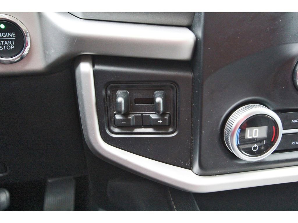 Certified 2023 Ford Expedition XLT image 25