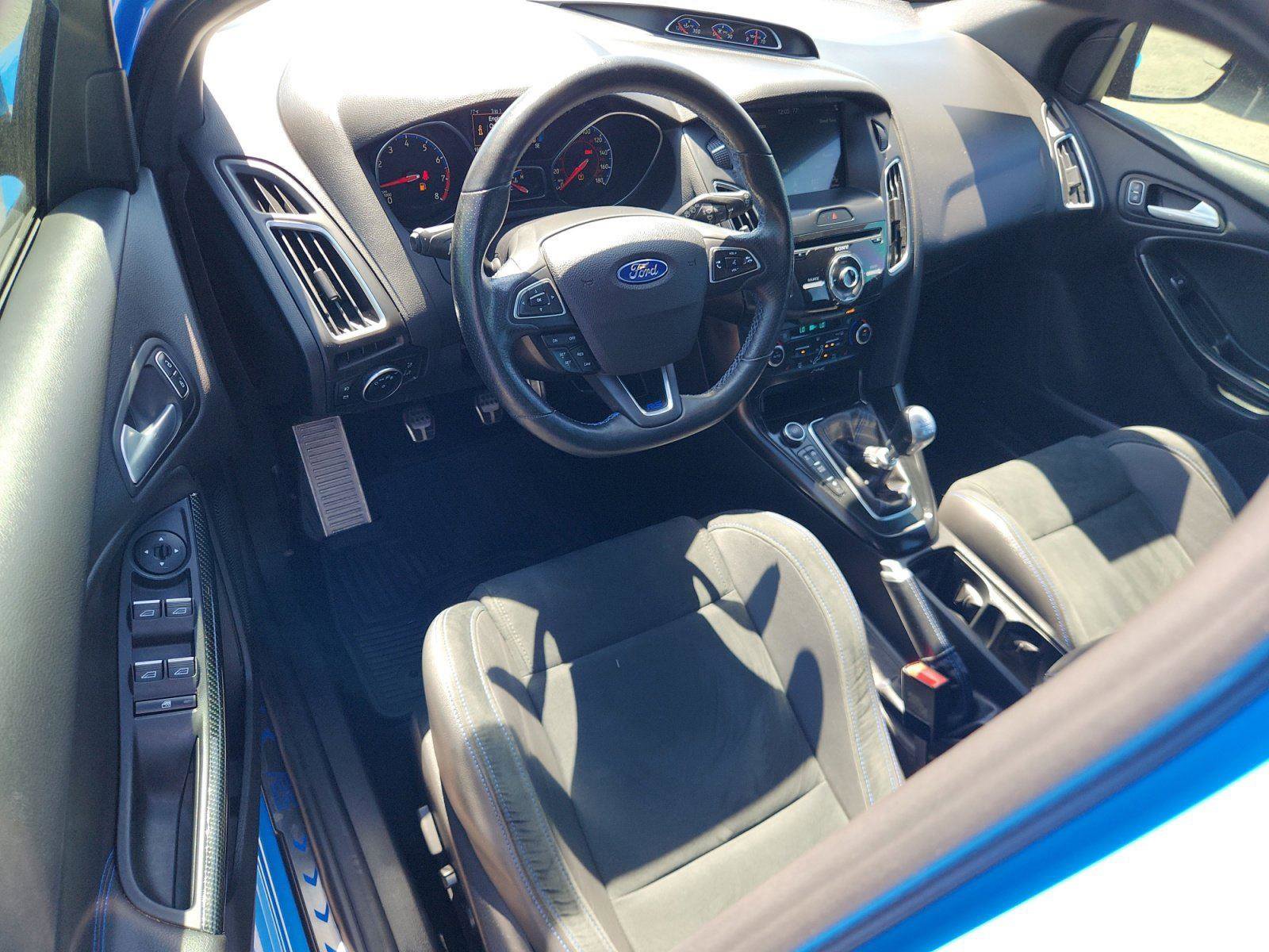 Used 2016 Ford Focus RS AWD/4WD image 15