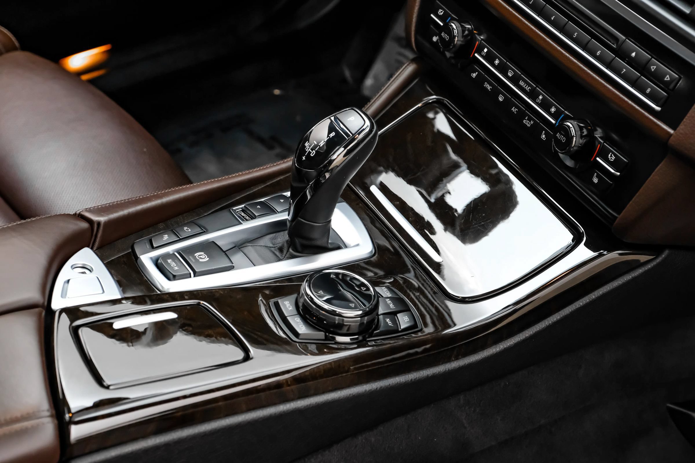 Used 2014 BMW 550i Sedan RWD image 19