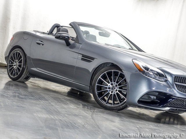 Used 2018 Mercedes-Benz SLC 300 w/ Premium 1 Package image 4