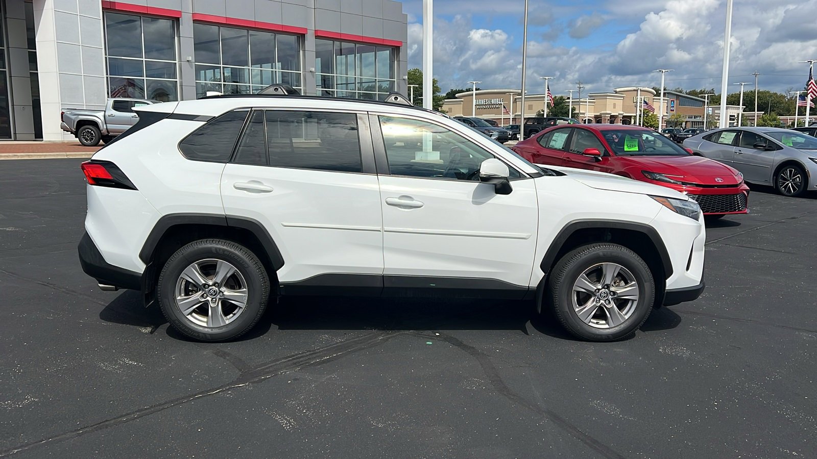 Certified 2022 Toyota RAV4 XLE image 2
