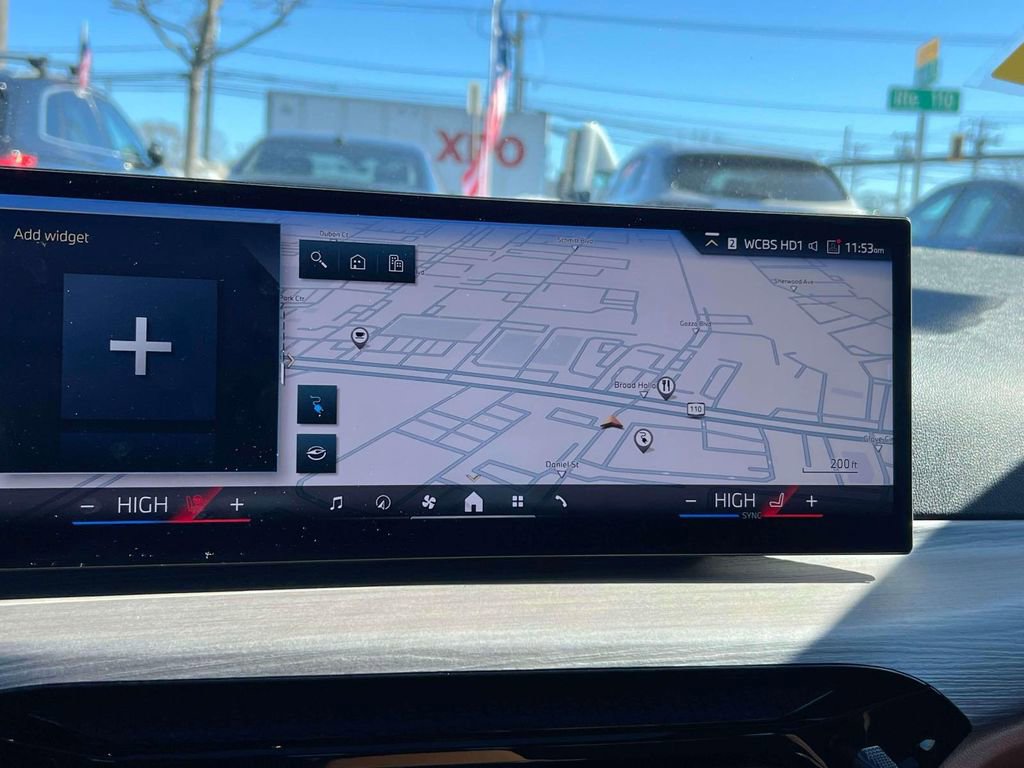 Used 2025 BMW i4 xDrive40i w/ Parking Assistance Package image 27