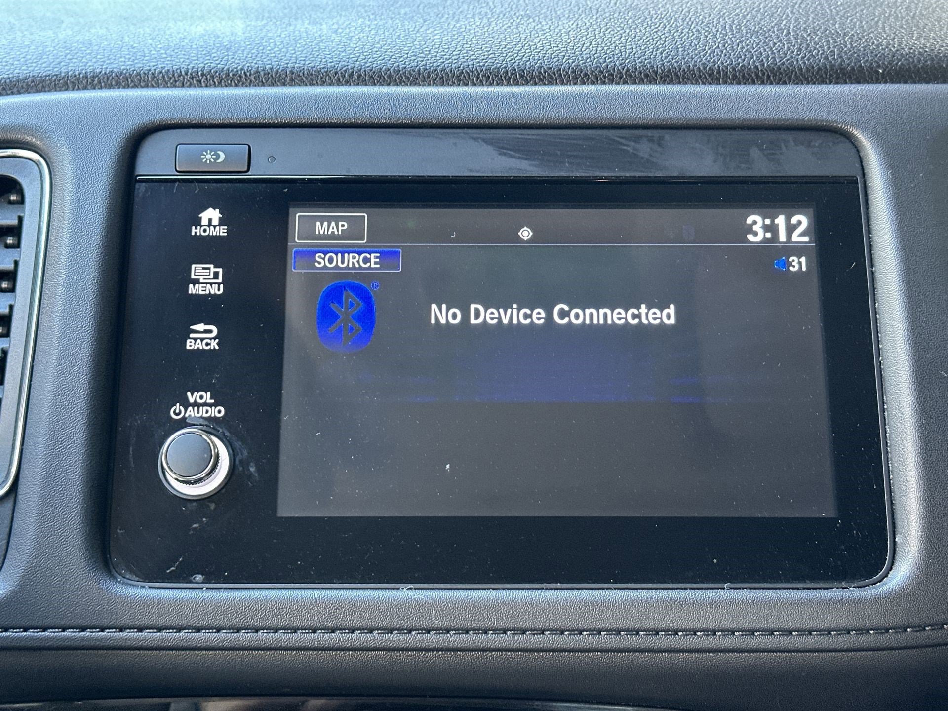 Used 2020 Honda HR-V Touring image 12