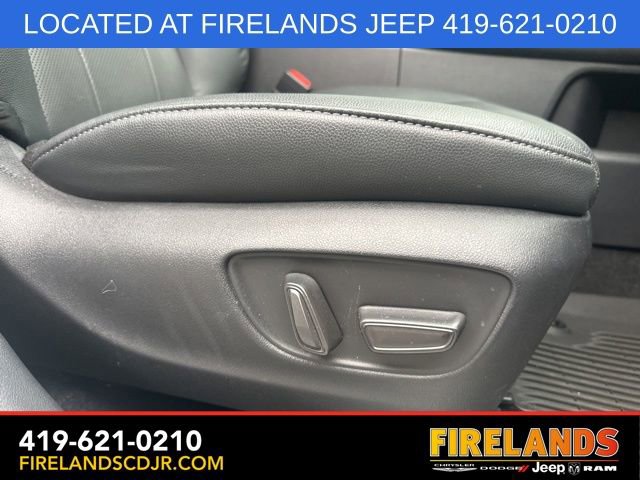 Used 2024 Toyota Grand Highlander Platinum image 16