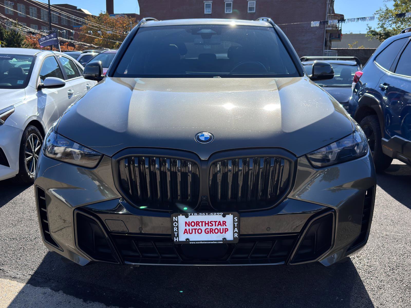 Used 2025 BMW X5 xDrive40i w/ M Sport Package image 2