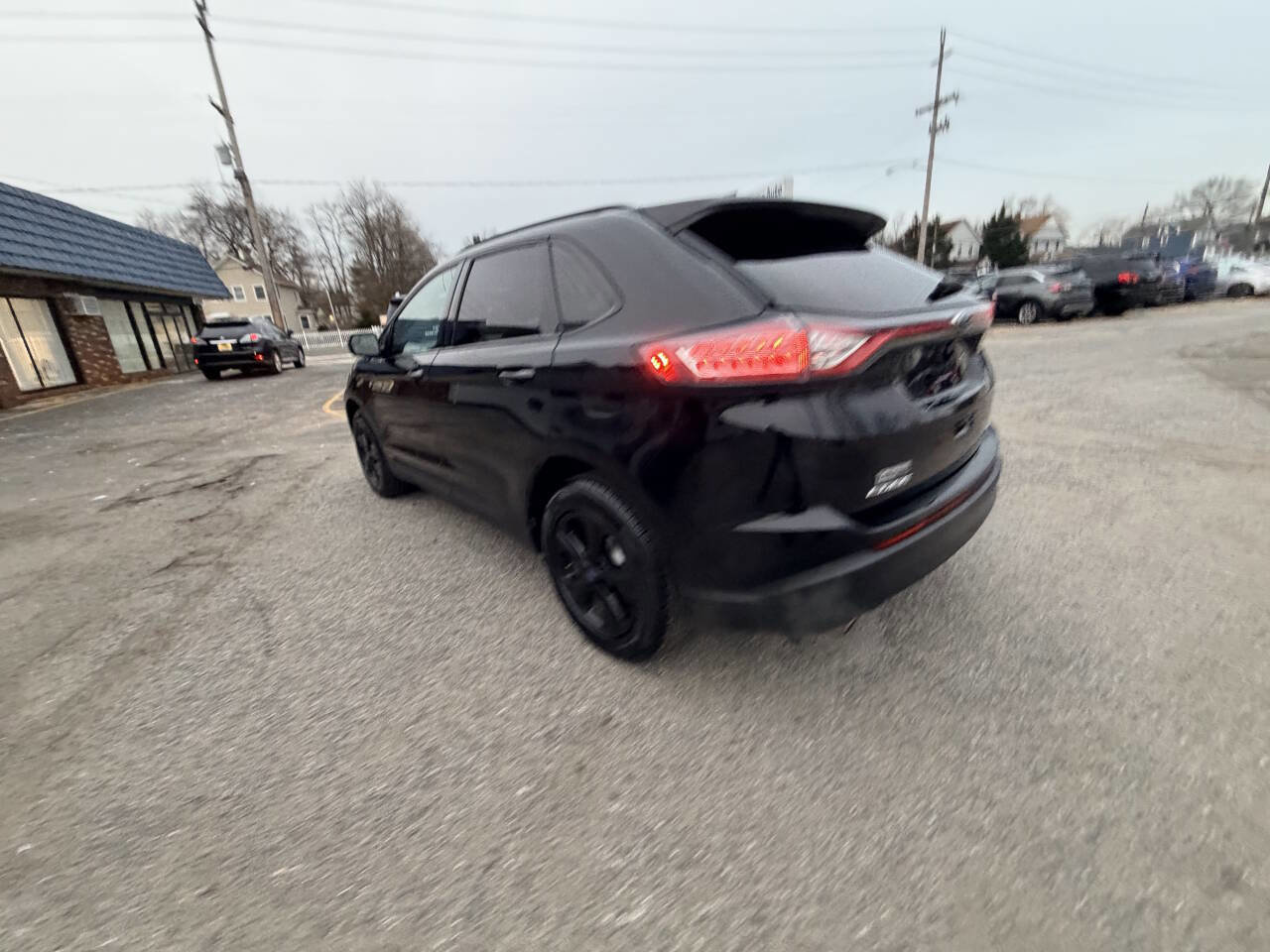 Used 2018 Ford Edge SE image 38