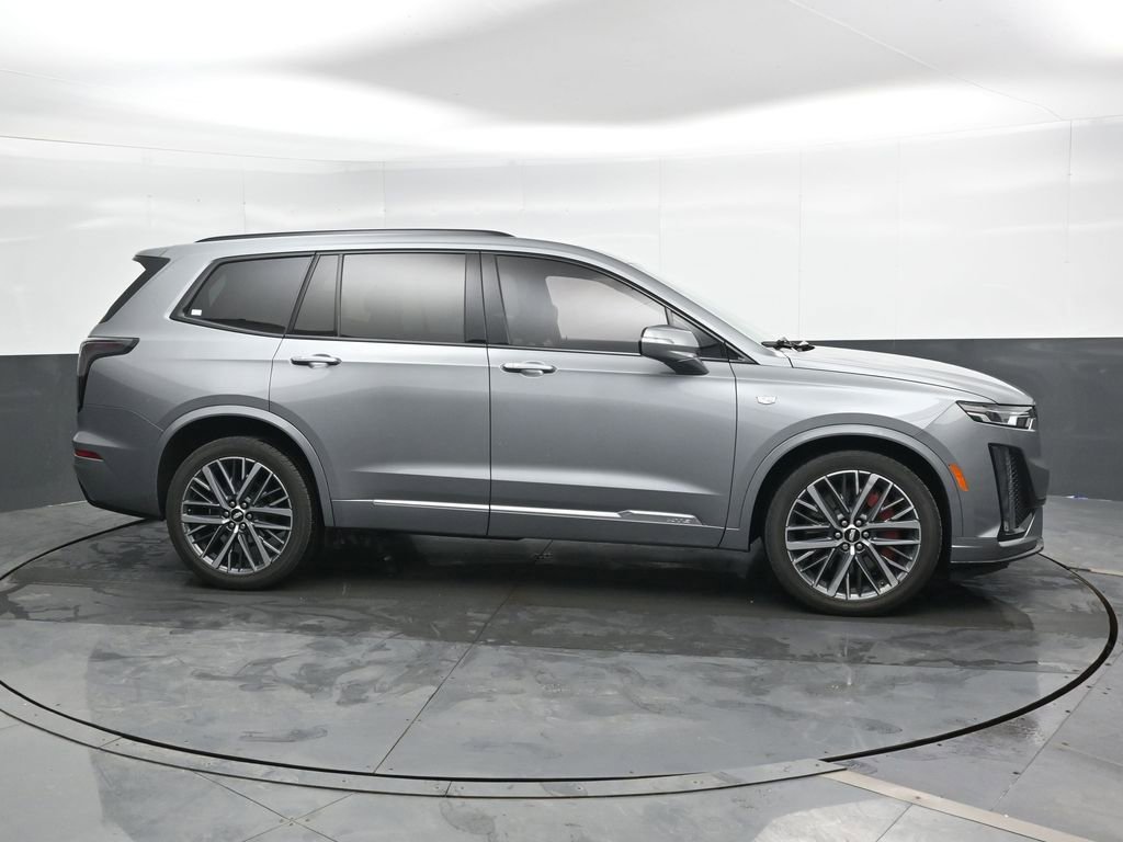 Used 2023 Cadillac XT6 Sport image 4