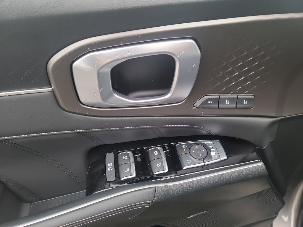 New 2026 Kia Sorento SX Prestige image 9