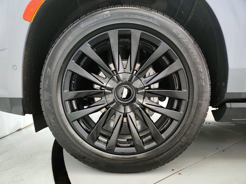 Used 2021 Cadillac Escalade ESV Sport w/ Driver Assist Tech Package AWD/4WD image 39