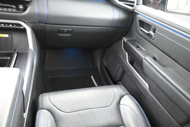 Used 2022 Toyota Tundra Platinum w/ Advanced Package image 9