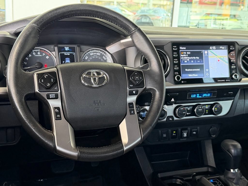 Certified 2023 Toyota Tacoma SR5 AWD/4WD image 32