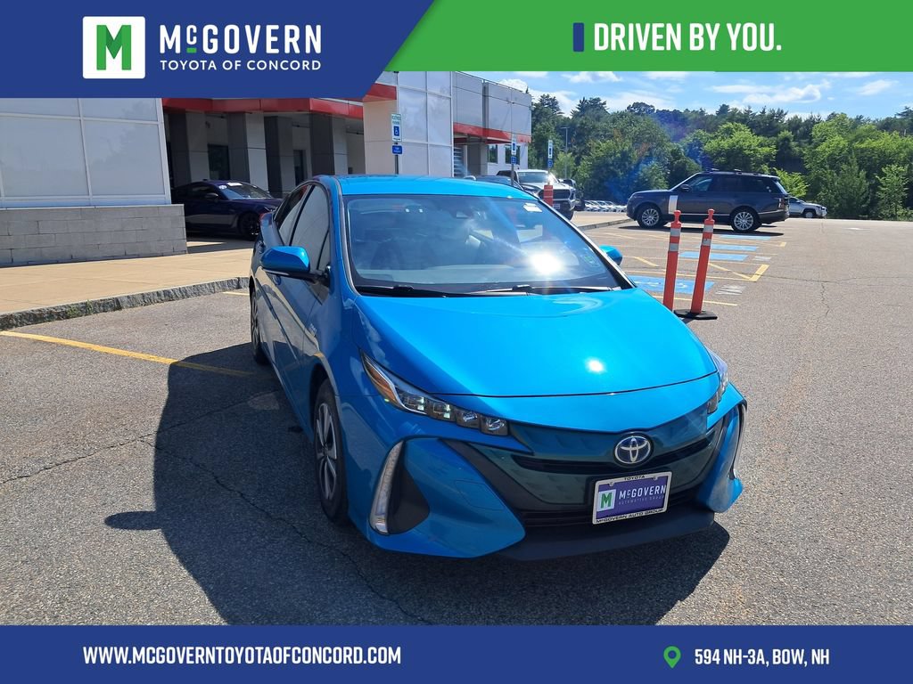 Used 2017 Toyota Prius Prime Plus FWD image 10