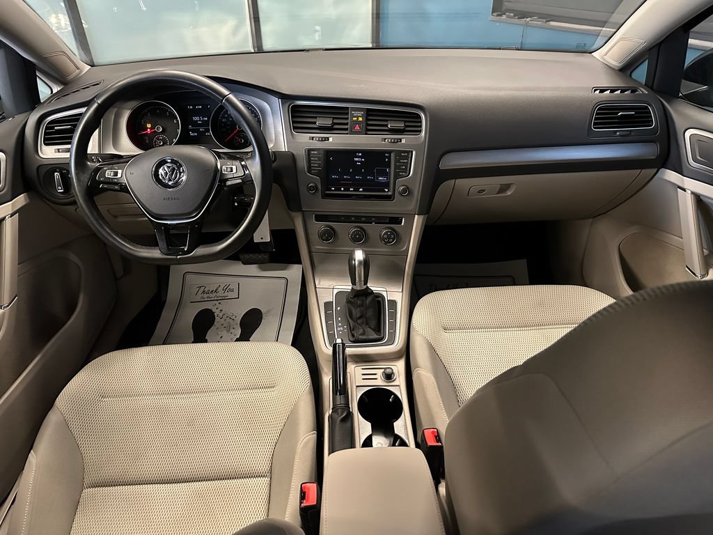 Used 2016 Volkswagen Golf S FWD image 9