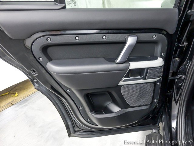 Used 2022 Land Rover Defender 110 X-Dynamic HSE AWD/4WD image 29