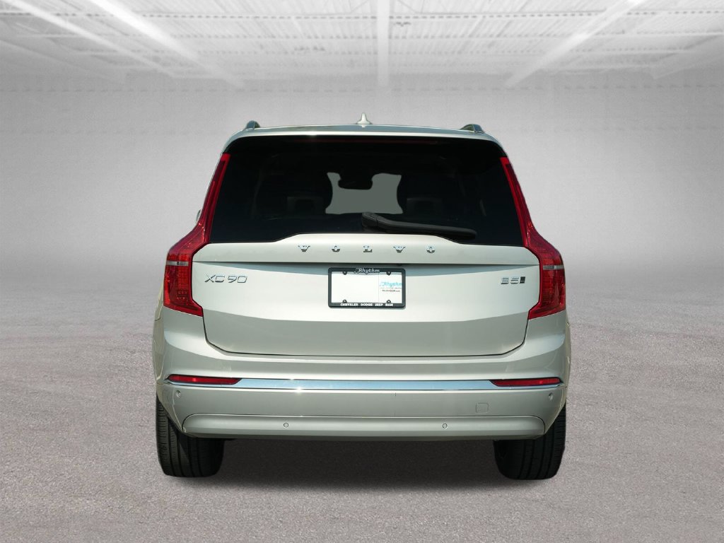 Used 2023 Volvo XC90 B5 Plus w/ Protection Package AWD/4WD image 8