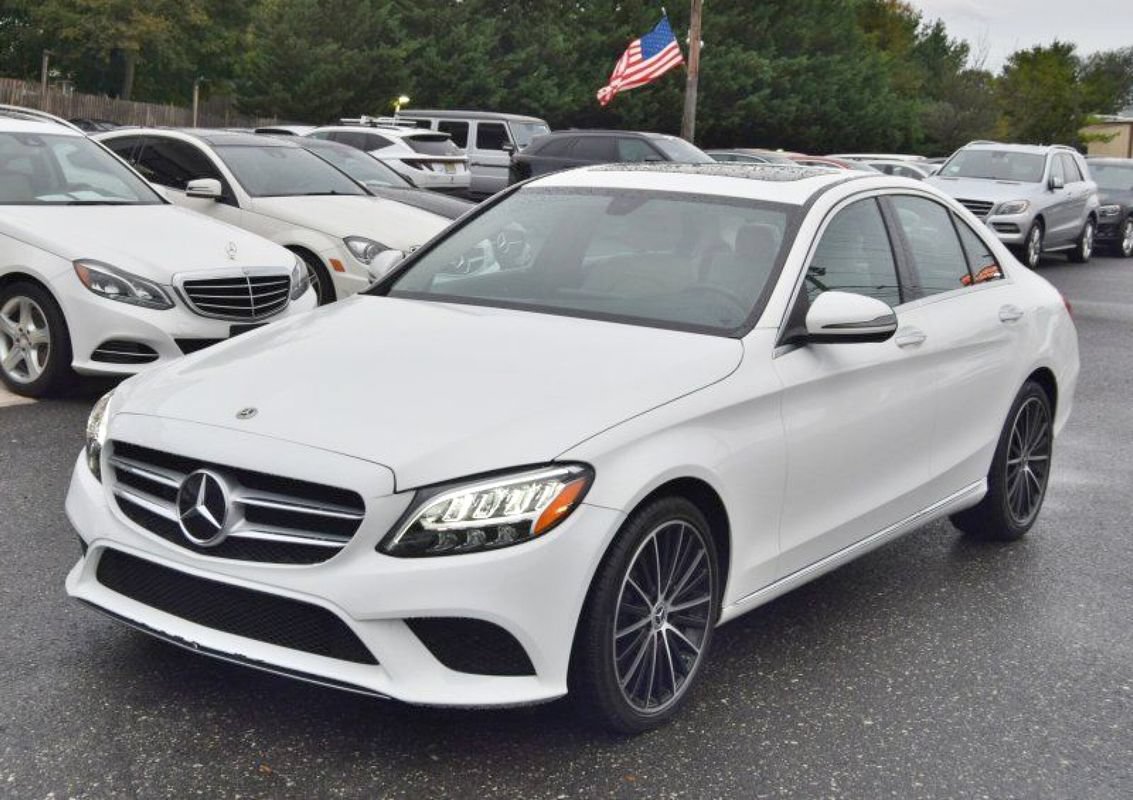 Used 2021 Mercedes-Benz C 300 Sedan image 3
