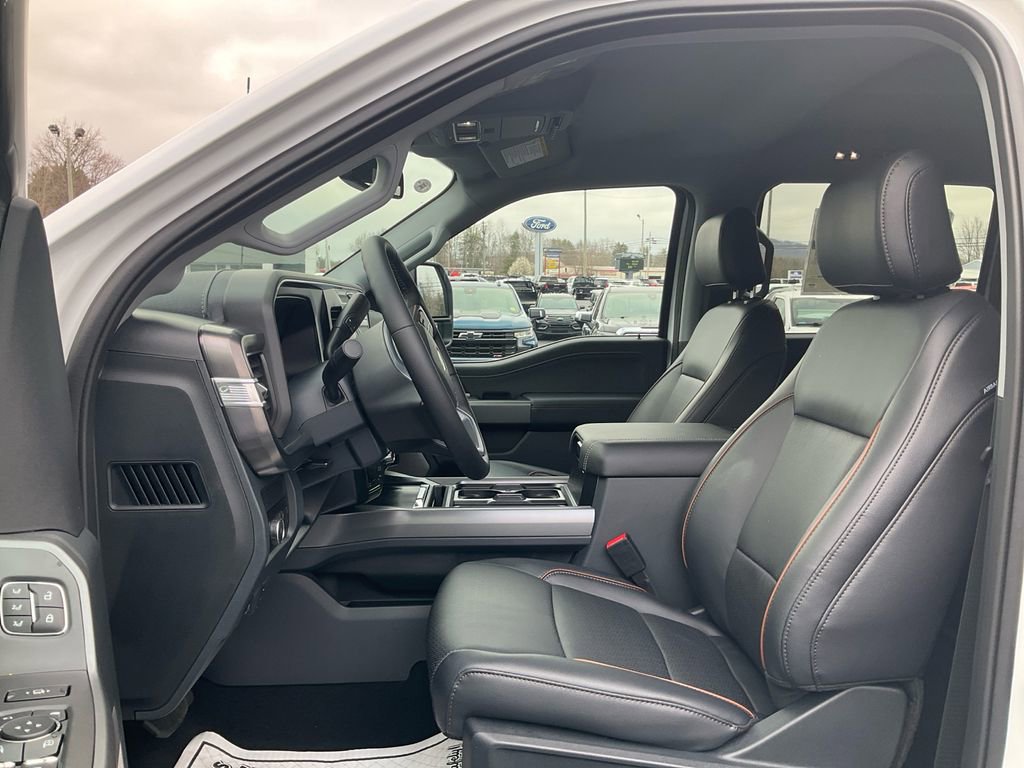 New 2026 Ford F250 Lariat w/ Chrome Package image 16