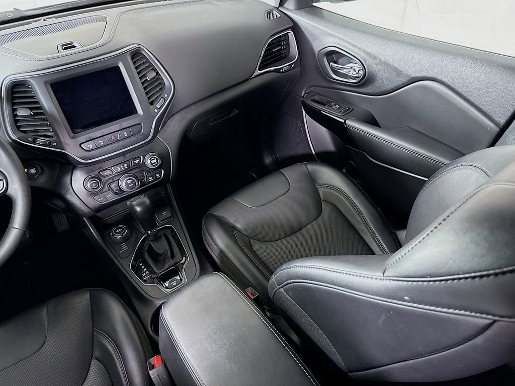 Used 2023 Jeep Cherokee Altitude Lux image 26