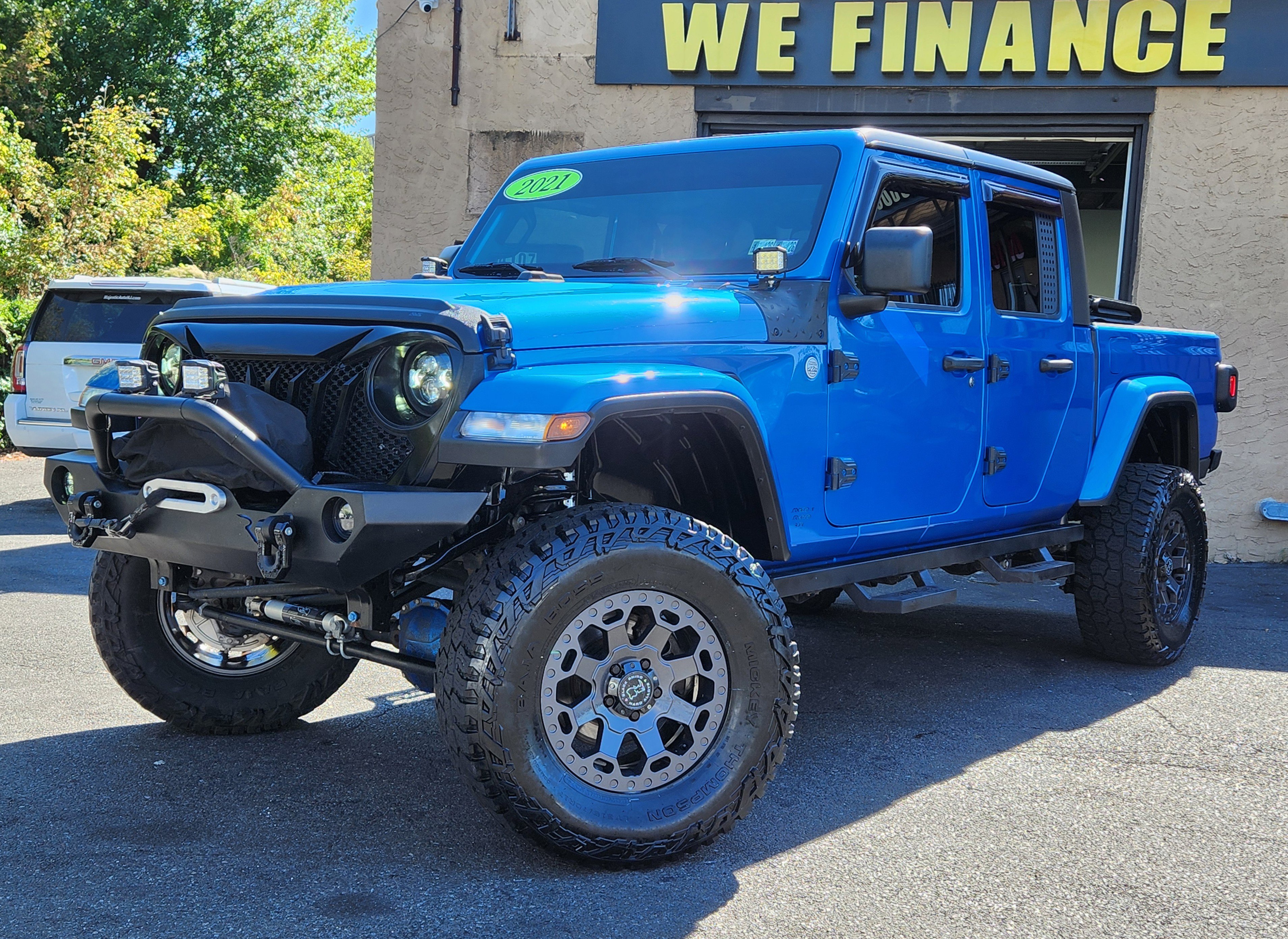 Used 2021 Jeep Gladiator Sport image 1