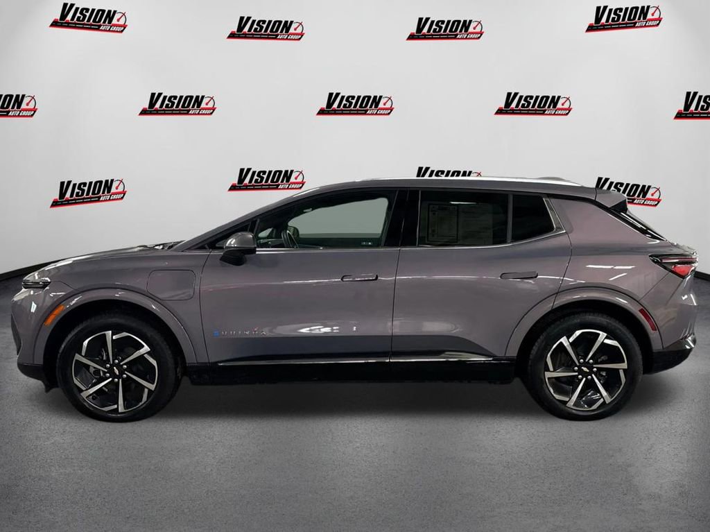 Used 2025 Chevrolet Equinox EV LT image 8