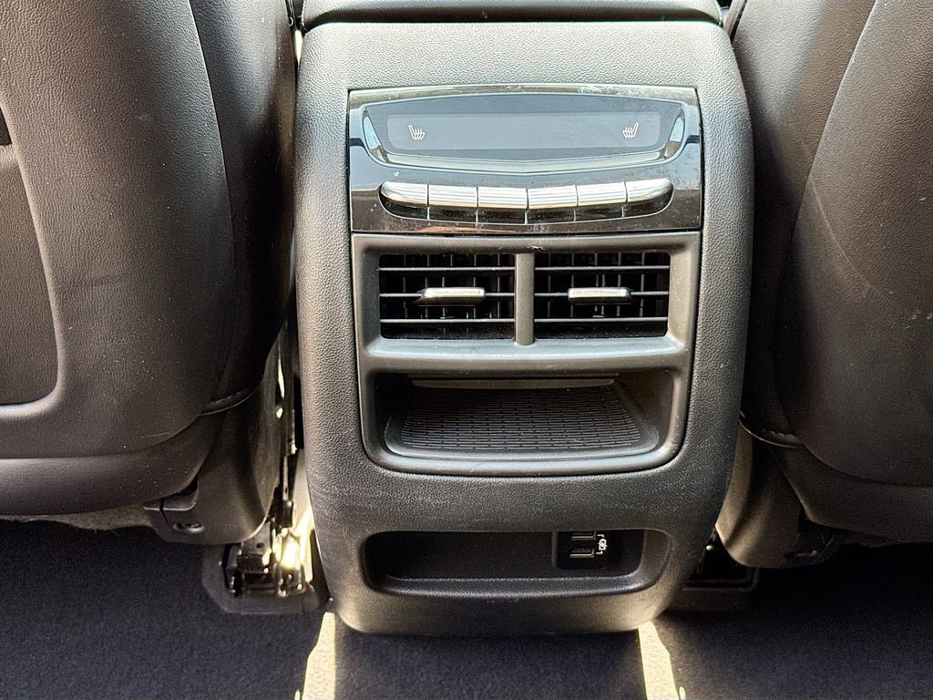 Used 2018 Cadillac XT5 Premium Luxury image 33