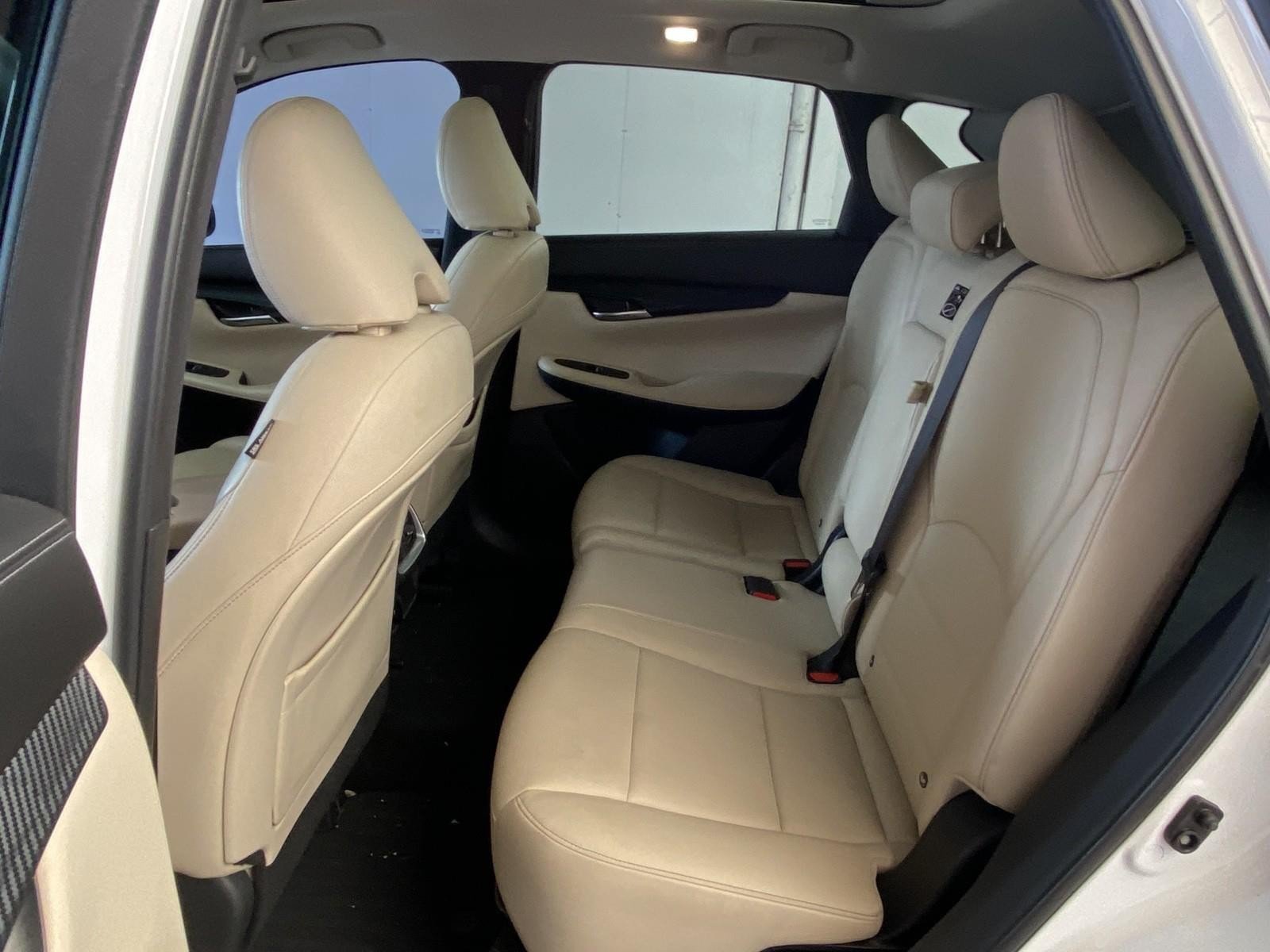 Used 2019 INFINITI QX50 Luxe AWD/4WD image 18