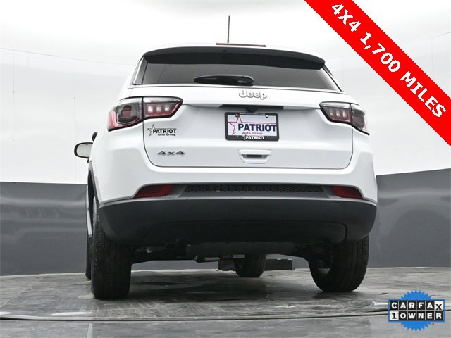 Used 2025 Jeep Compass Sport image 37