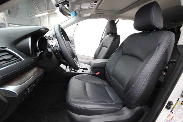 Used 2018 Subaru Outback 2.5i Limited image 13