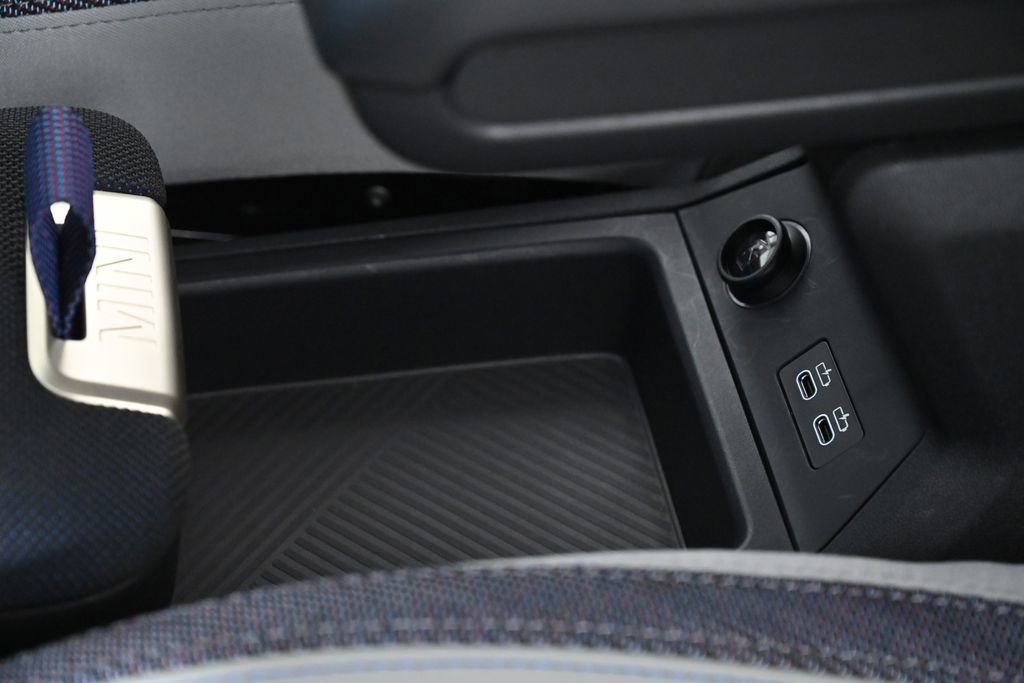 Certified 2025 MINI Cooper Countryman S image 21