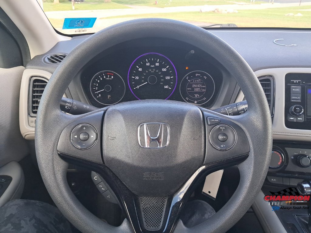Used 2017 Honda HR-V LX image 25