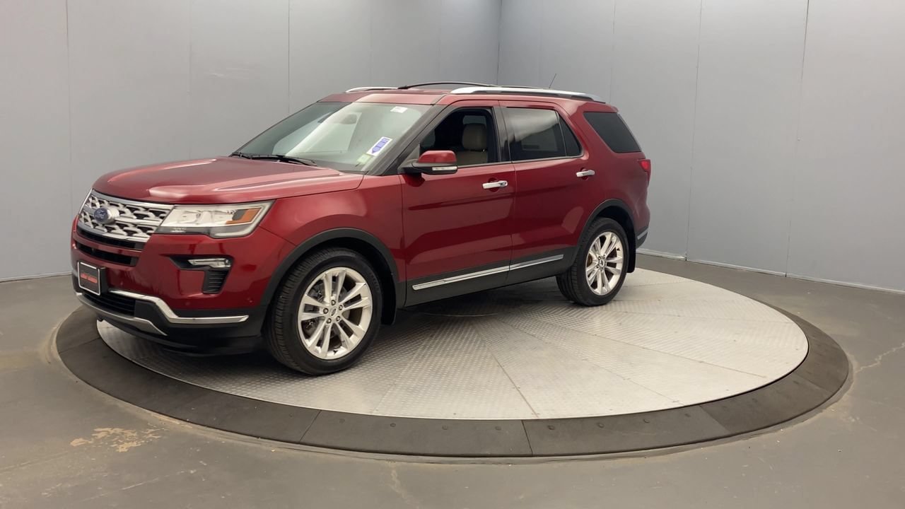 Used 2018 Ford Explorer Limited w/ Equipment Group 301A AWD/4WD image 9