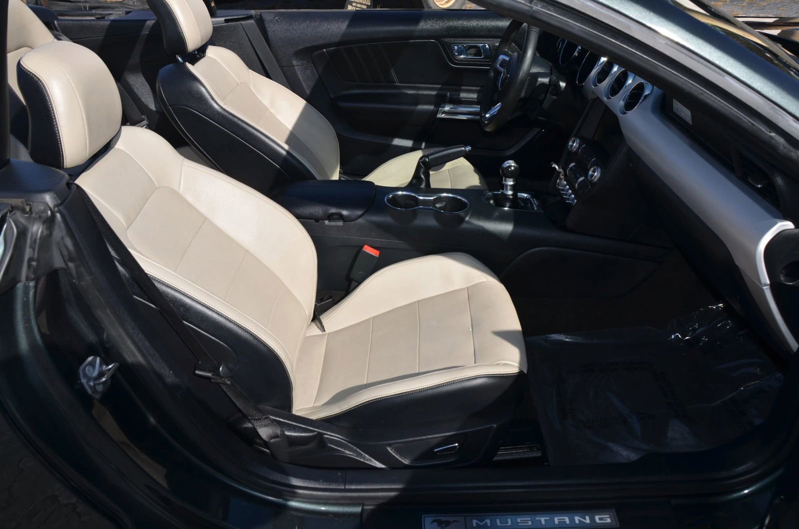 Used 2015 Ford Mustang GT Premium w/ Equipment Group 401A image 7