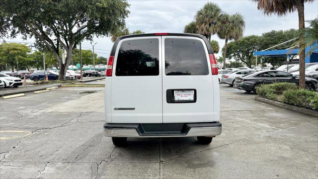 Used 2020 Chevrolet Express 3500 LT w/ LT Preferred Equipment Group RWD image 7