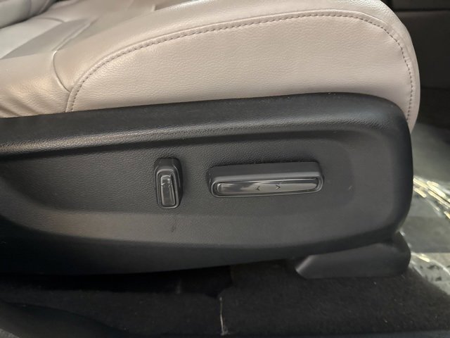 Used 2017 Honda CR-V EX-L image 15
