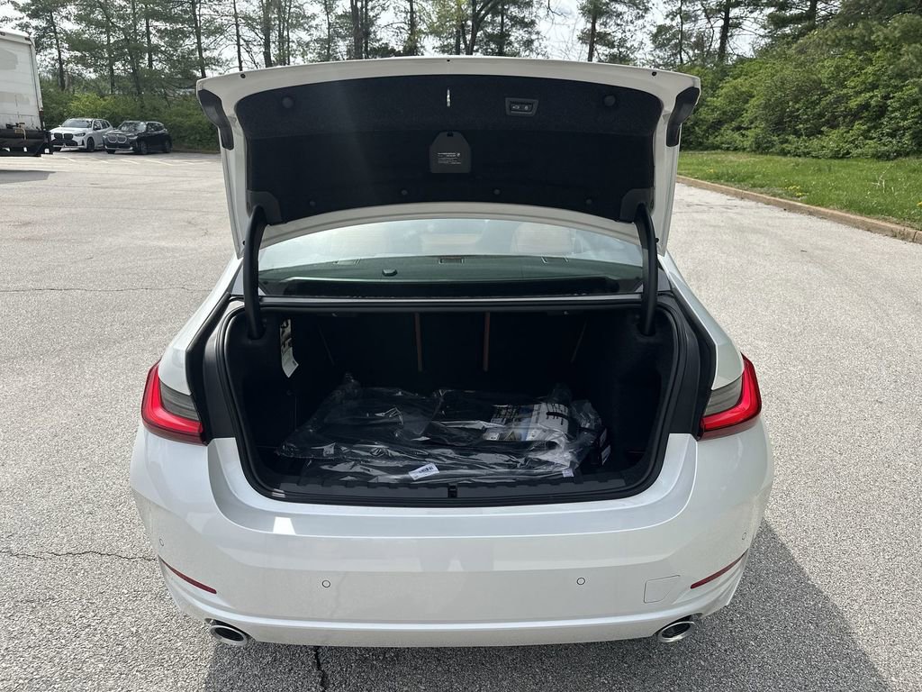 Used 2025 BMW 330i xDrive 330i xDrive w/ Premium Package image 29