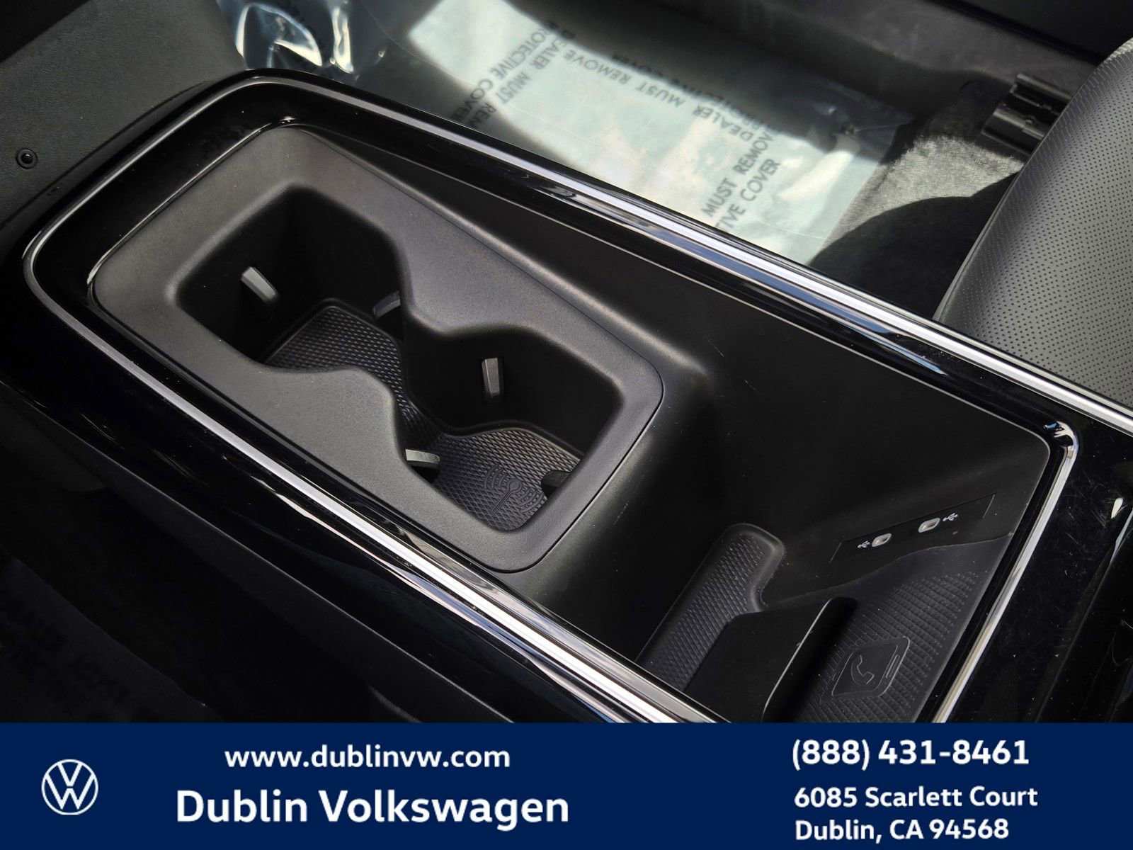 Used 2023 Volkswagen ID.4 Pro S Plus image 18
