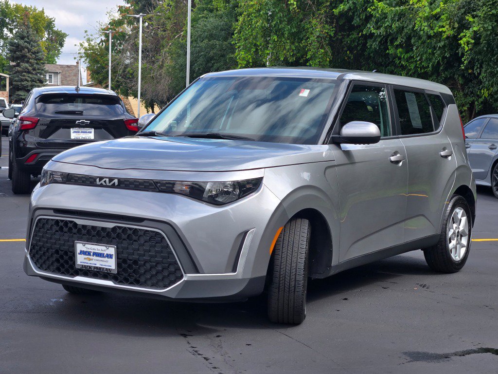 Used 2024 Kia Soul LX w/ Option Group 015 FWD image 5